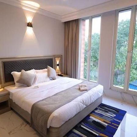 Fabhotel Prime Hampton By Ic'S 노이다 외부 사진
