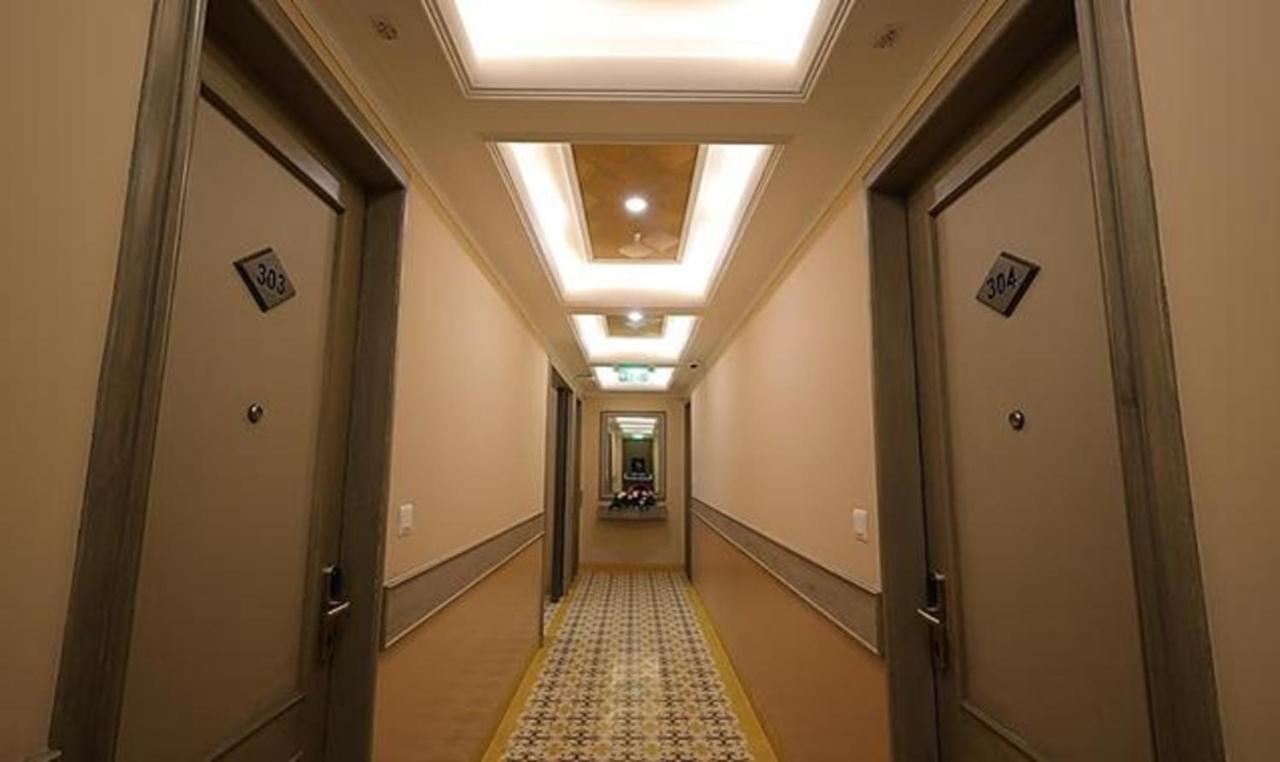 Fabhotel Prime Hampton By Ic'S 노이다 외부 사진